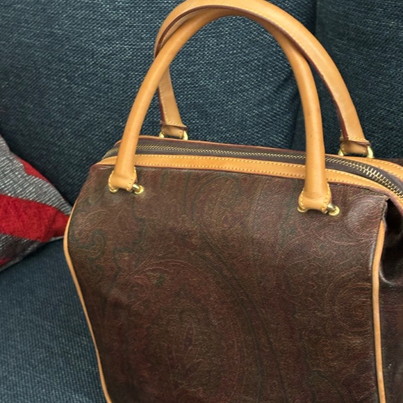 ETRO Milano - Picture 2 of 14